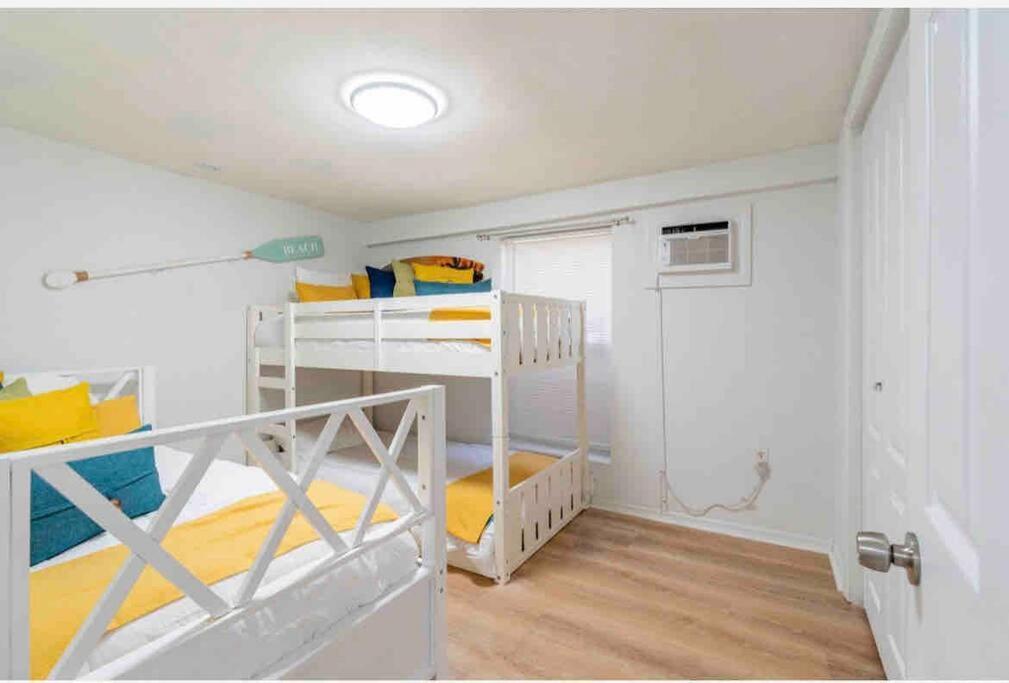 Lovely 2 Bedrooms, Steps Away From The Beach. Bradenton Beach Luaran gambar